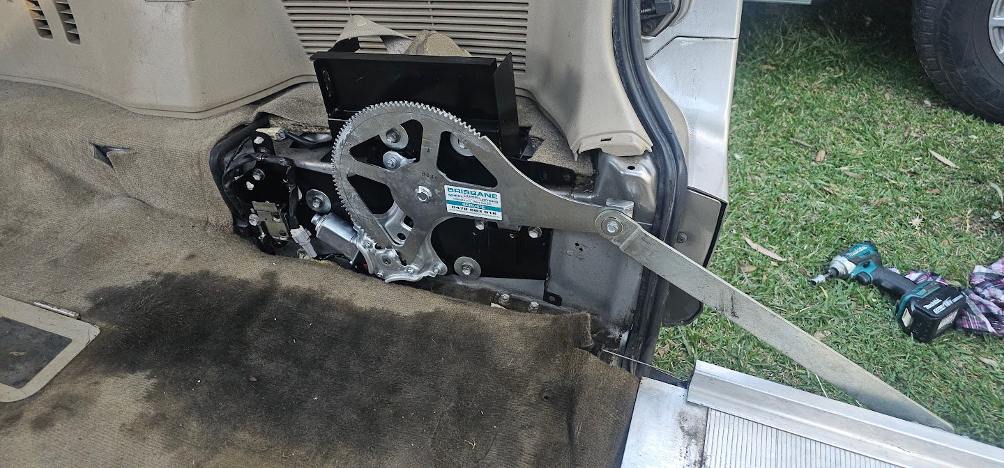 Toyota Noah Welcab Mechanisms  2002 to 2008