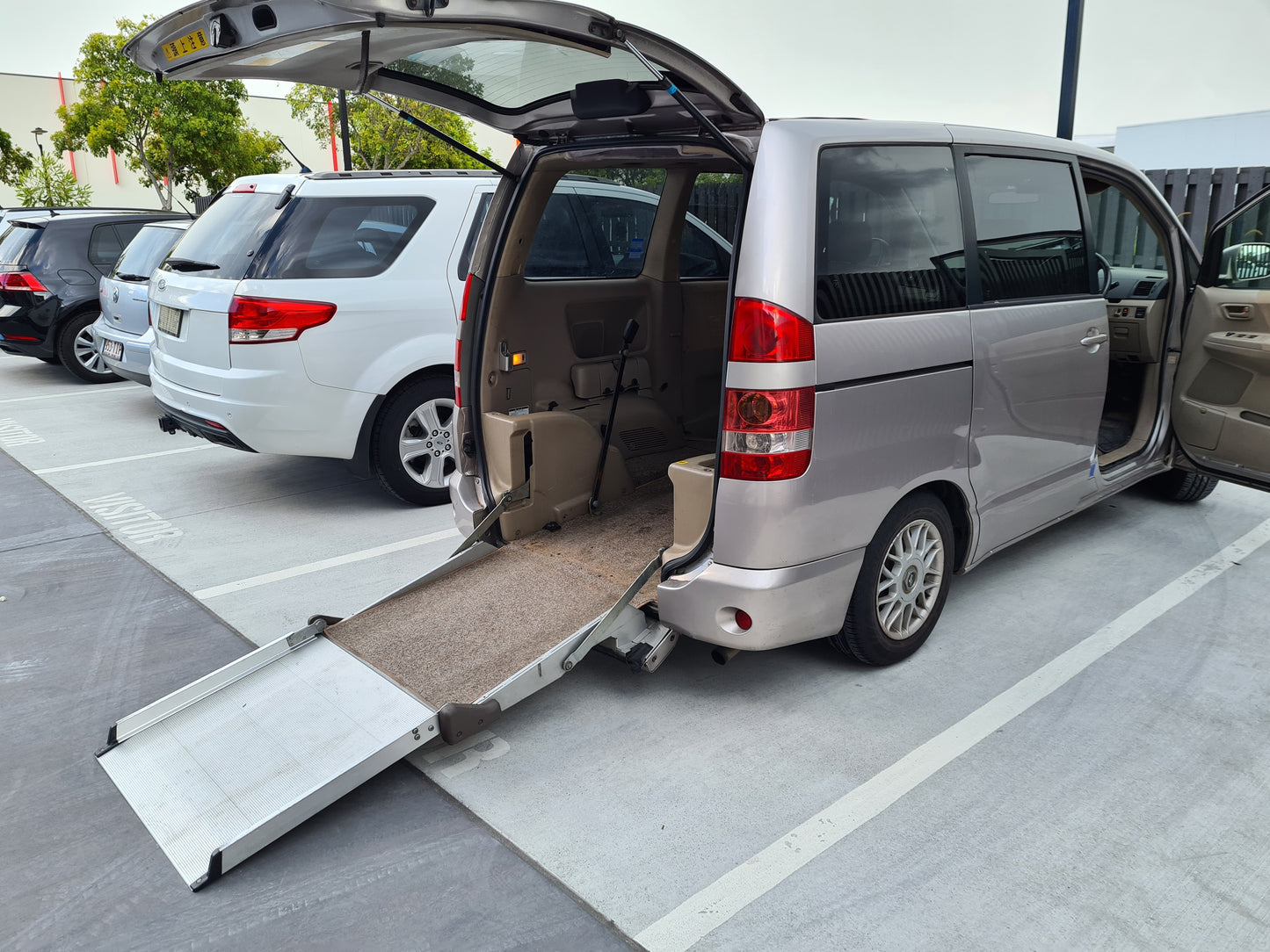 Toyota Noah Welcab Sloper Mechanism