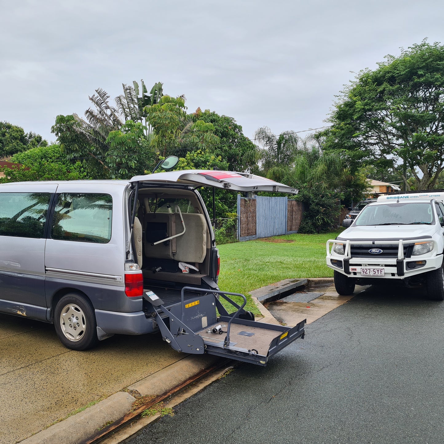 Toyota Granvia Welcab Roller Kit