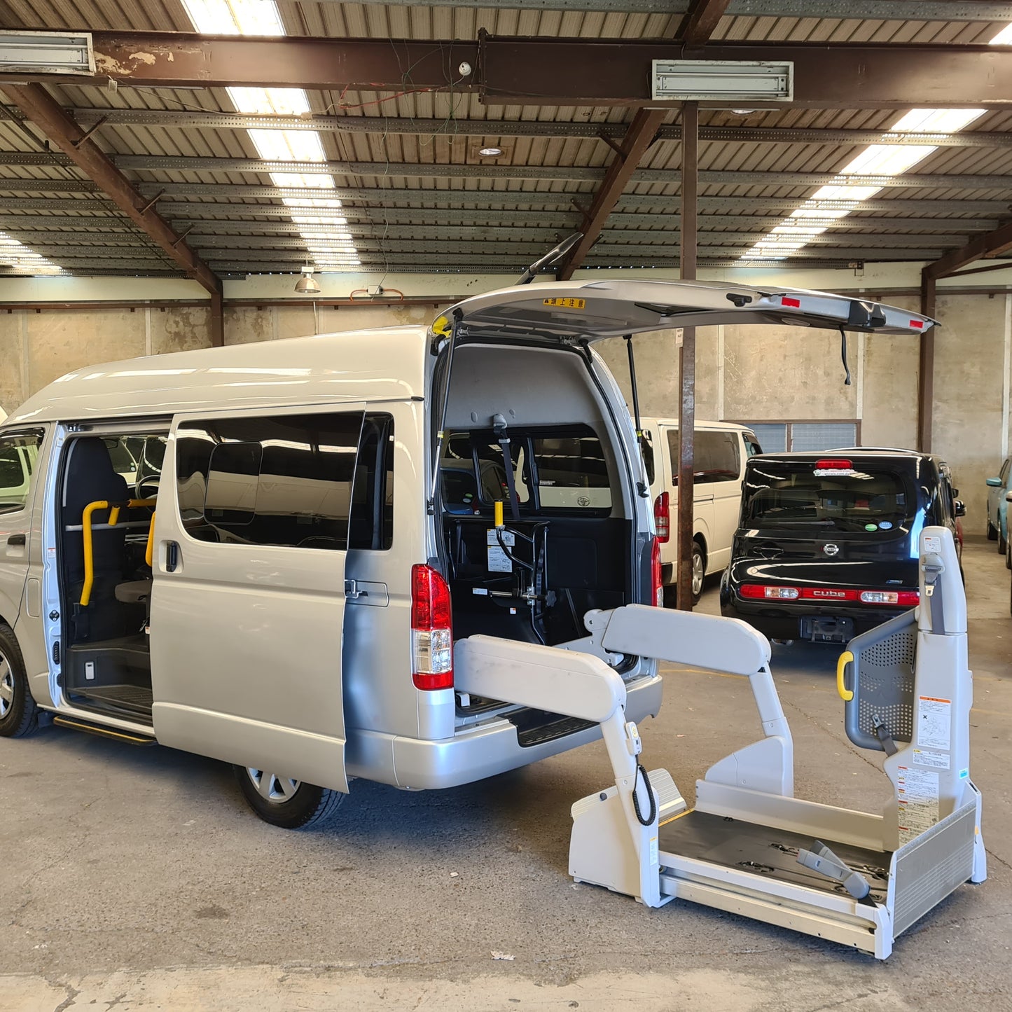 Toyota Hiace Welcab Roller Kit