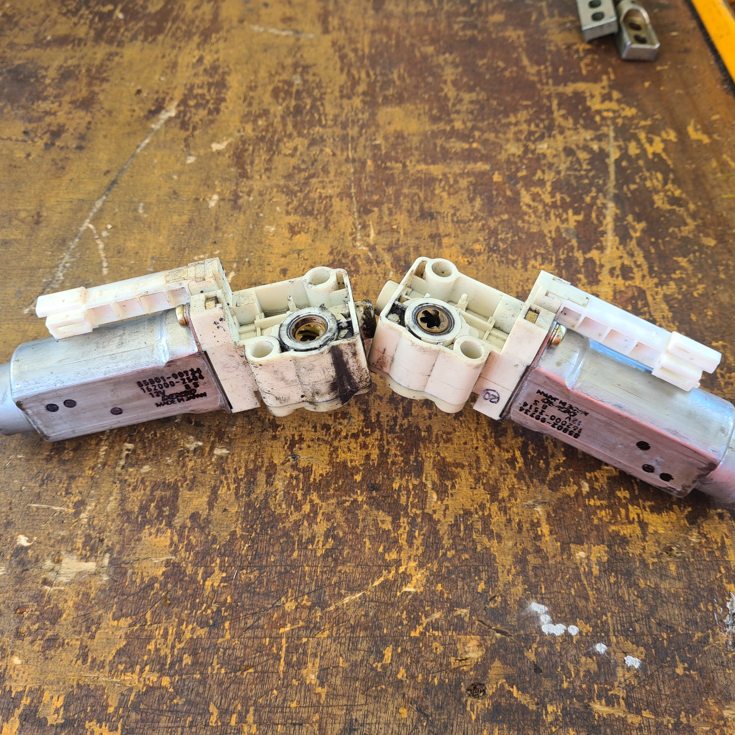 Toyota Granvia Welcab Roller Kit