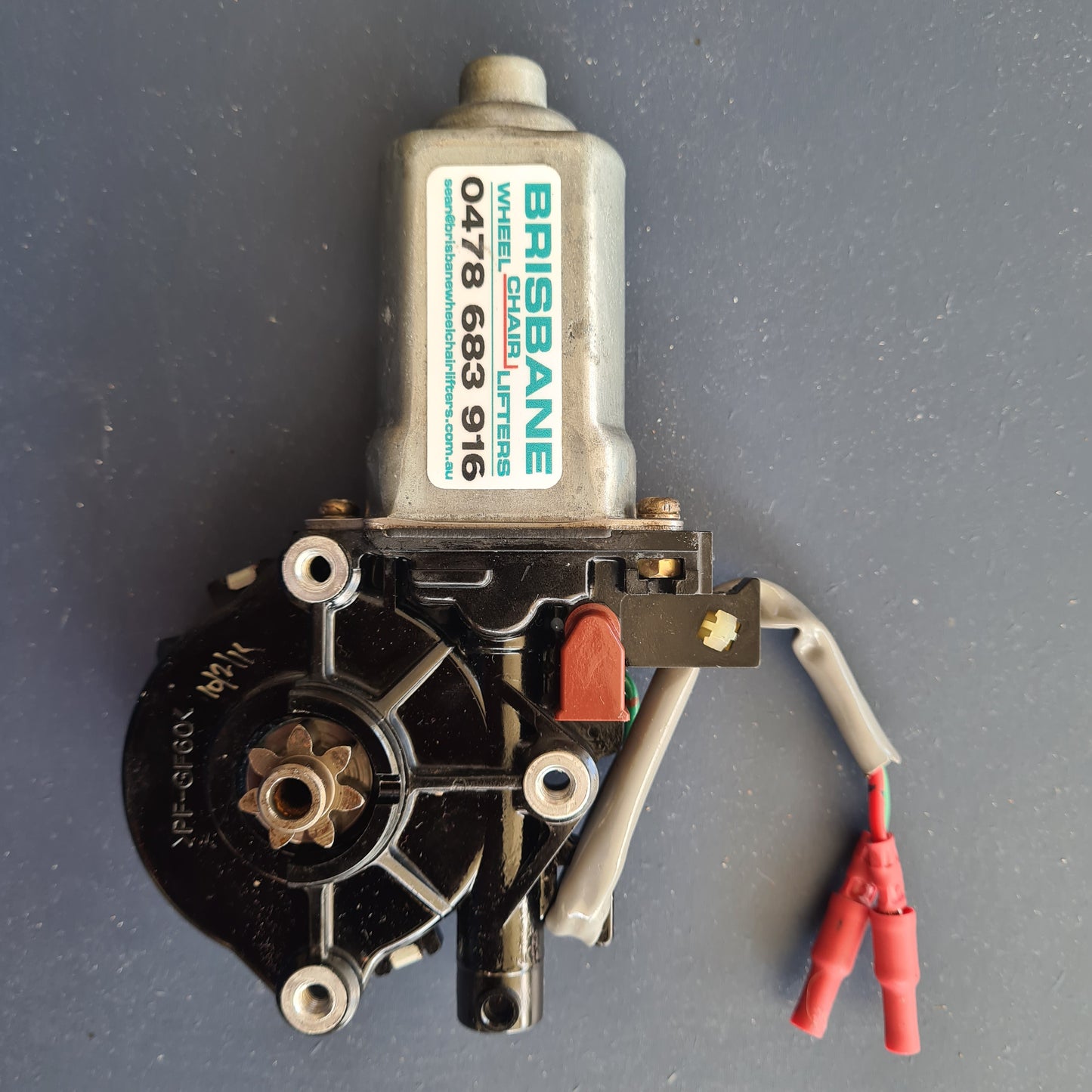 Toyota Noah Welcab Sloper Motor Set