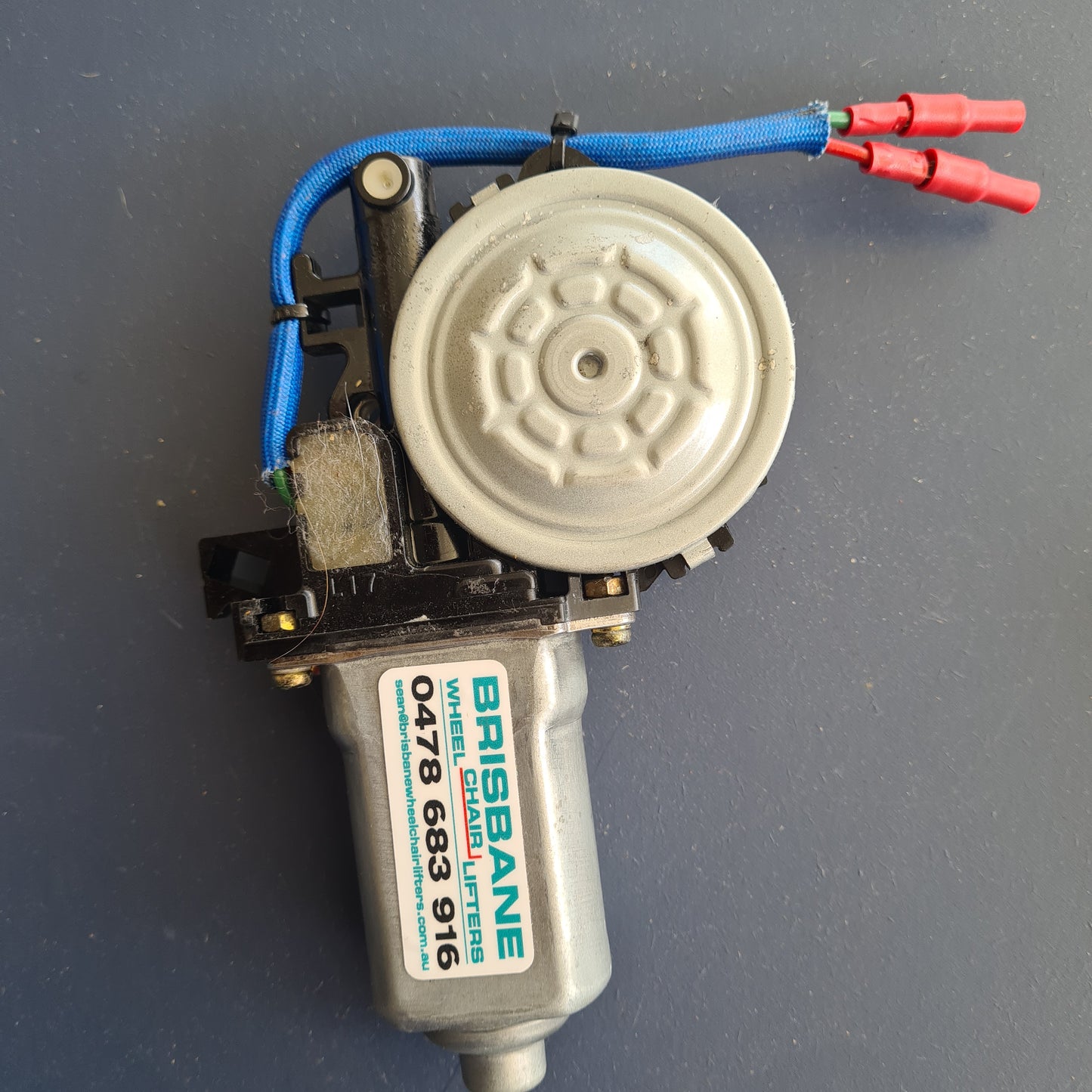 Toyota Noah Welcab Sloper Motor Set